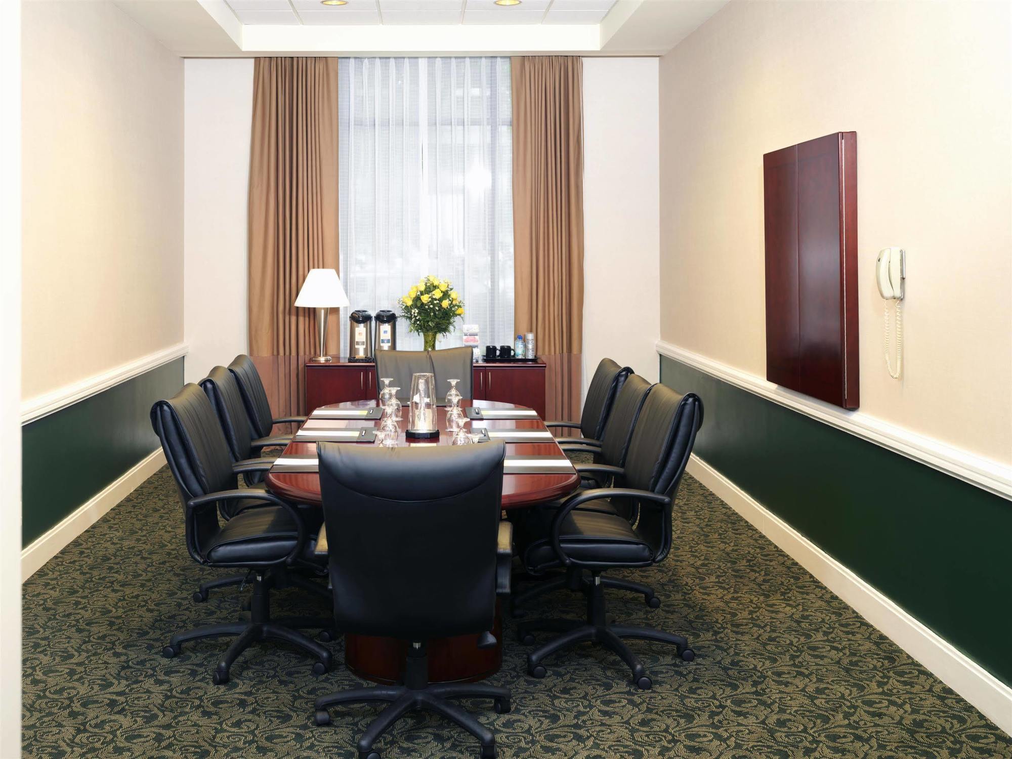 Sheraton Suites Philadelphia Airport Kemudahan gambar
